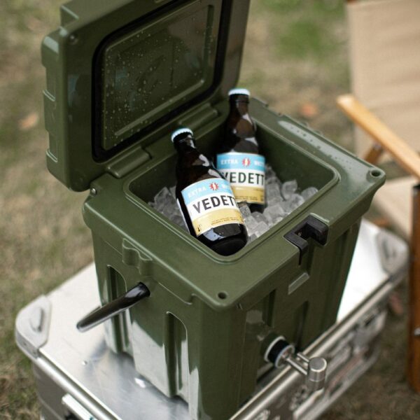 10QT Portable Roto Ice Cooler Box