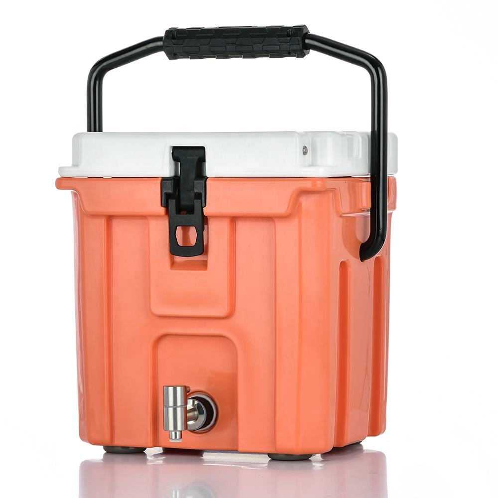 10QT Portable Roto Ice Cooler Box